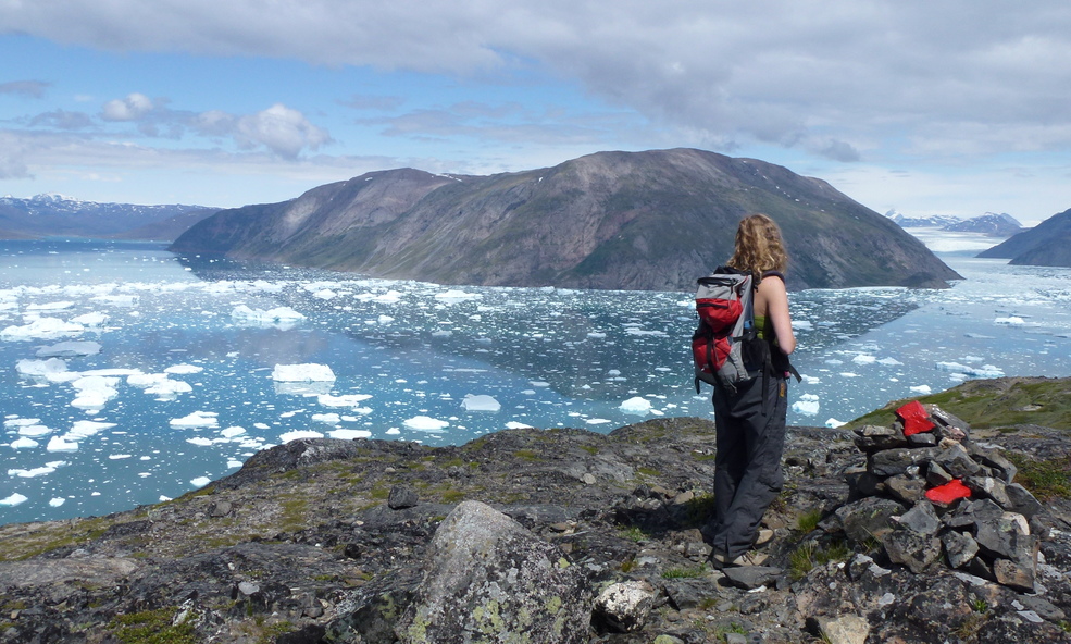 BlueIce_hike_igaliku3_slider_1750259536.jpg